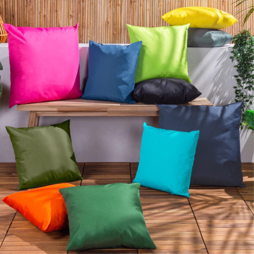 Outdoor Cushions & Rugs