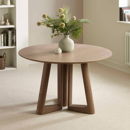 Caravelle Smokey Oak Effect Round Dining Table (H76 x W120 x D120cm)