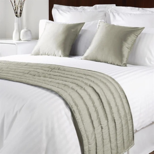 Comfort Simplicity Trevira with Silky Finish Bed Runner - Bisque