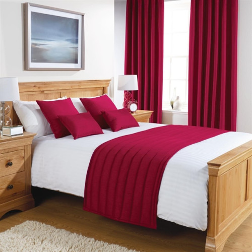Comfort Simplicity Trevira with Silky Finish Bed Runner - Magenta