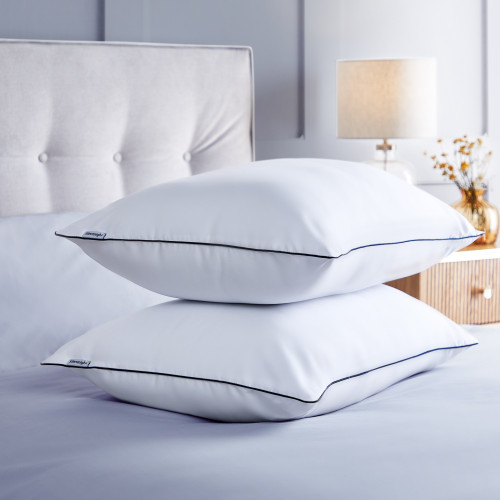 Silentnight Soft as Silk Microfibre Pillow 600g